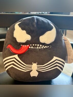 BNWT Marvel Venom 6.5” Squishmallows